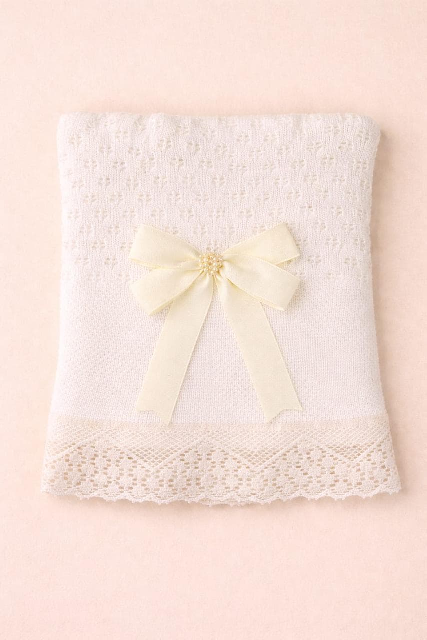 Manta con Encaje y Moño 4107 – Beige